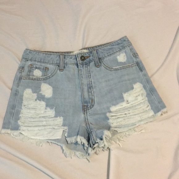 White washed distressed denim shorts - Picture 1 of 2